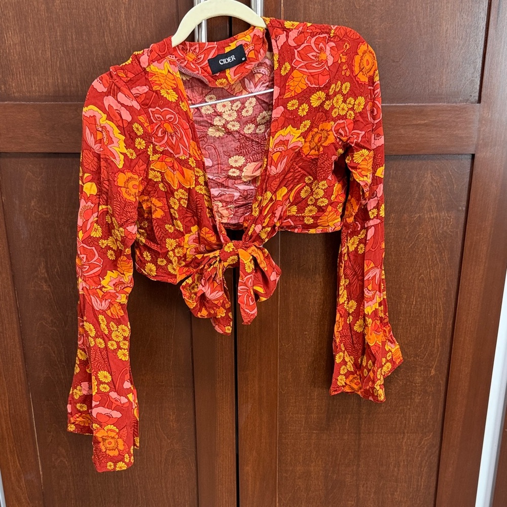 Cider Red Orange Floral Tie-Front Crop Top